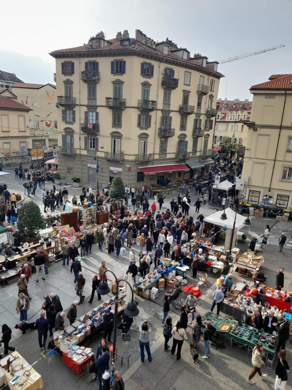 Appartamento Palatium Al Duomo Torino Esterno foto